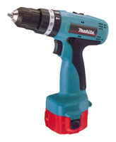  Makita8270DWAE