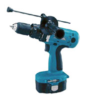  Makita8413DWAE